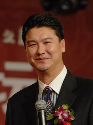 李强